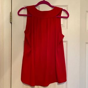 Ladies red sleeveless top